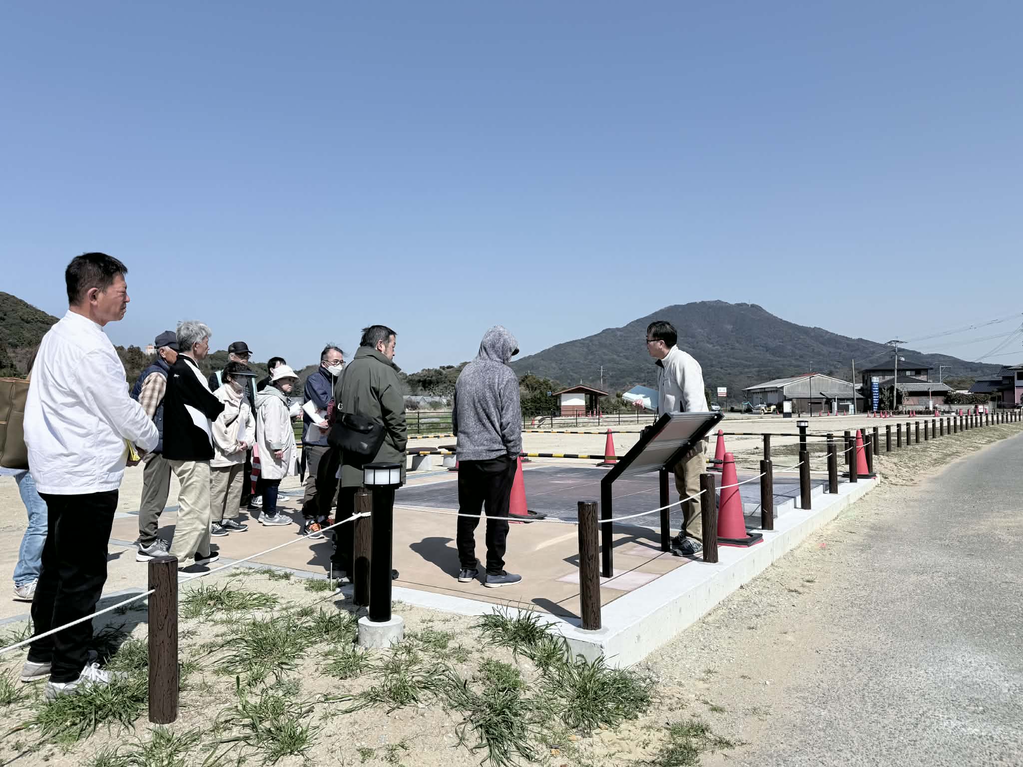 会員向け先行見学会を実施